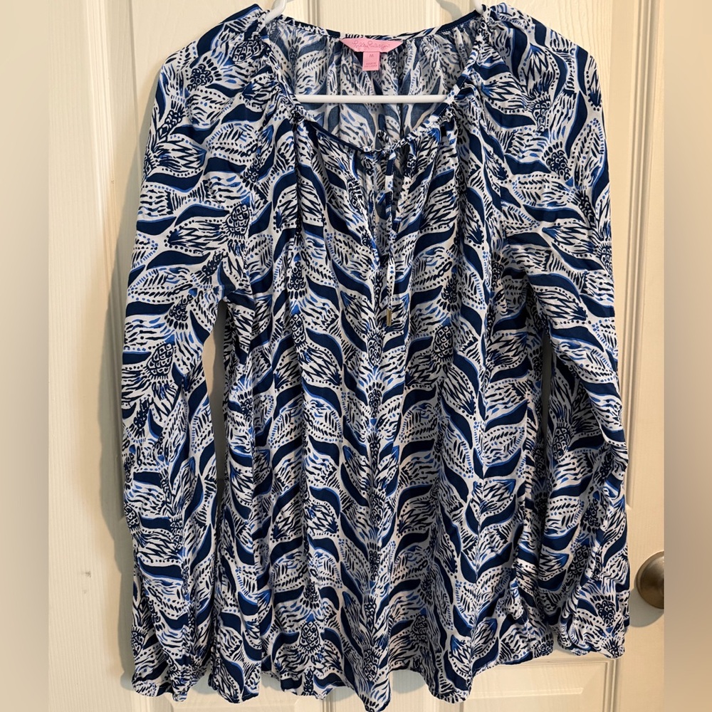 Lilly Pulitzer Blue and White Leaf Print Top